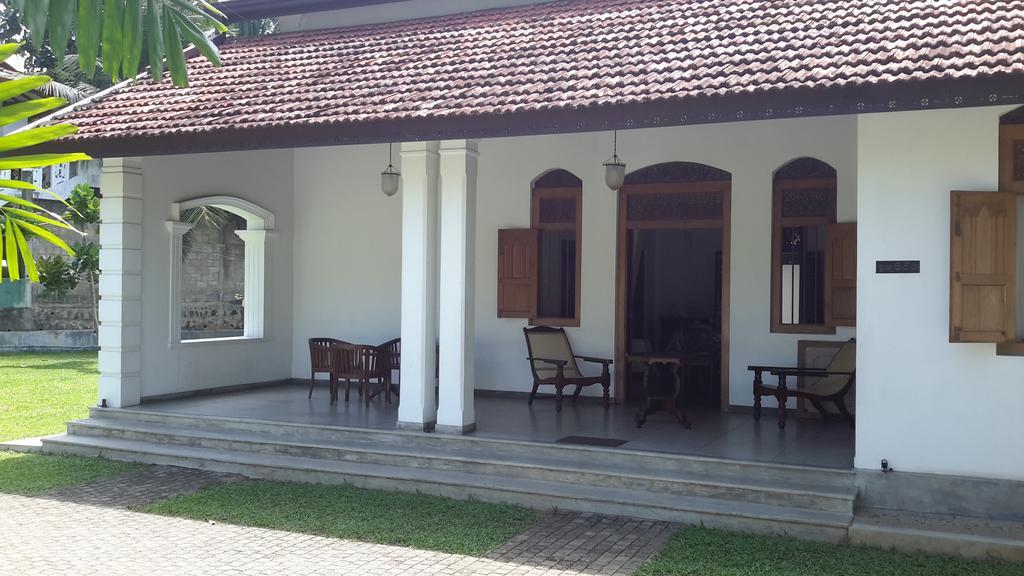 Villa Indrasiriya 아항가마 외부 사진